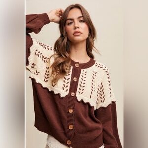 NWOT Listicle Chocolate Brown and Cream leaf motif scallop edge Cardigan Sz s
